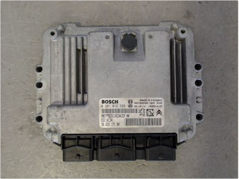 CALCULATEUR MOTEUR PEUGEOT 207