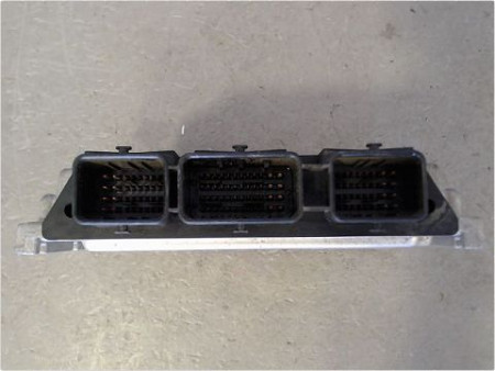 CALCULATEUR MOTEUR PEUGEOT 207