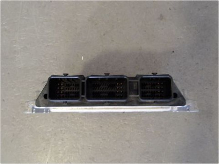 CALCULATEUR MOTEUR PEUGEOT 207