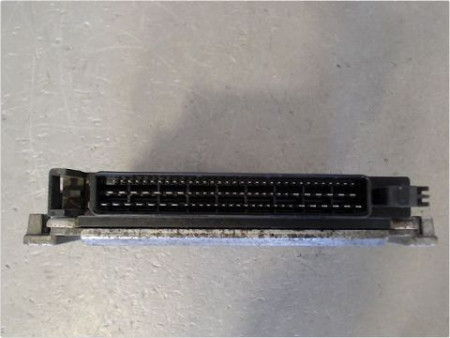 CALCULATEUR MOTEUR PEUGEOT 306
