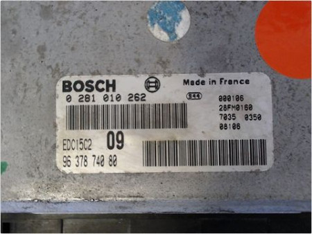 CALCULATEUR MOTEUR PEUGEOT 607