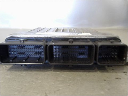 CALCULATEUR MOTEUR RENAULT MEGANE