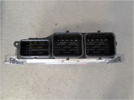 CALCULATEUR MOTEUR PEUGEOT 208