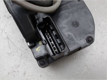 SYSTEME CONDAMNATION AVANT GAUCHE NISSAN QASHQAI