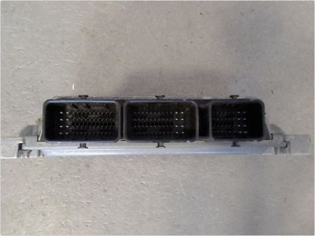 CALCULATEUR MOTEUR RENAULT MEGANE