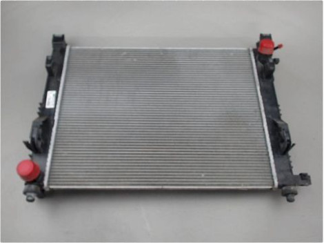 RADIATEUR DACIA SANDERO