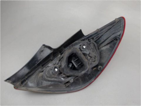 FEU ARRIERE GAUCHE  OPEL CORSA