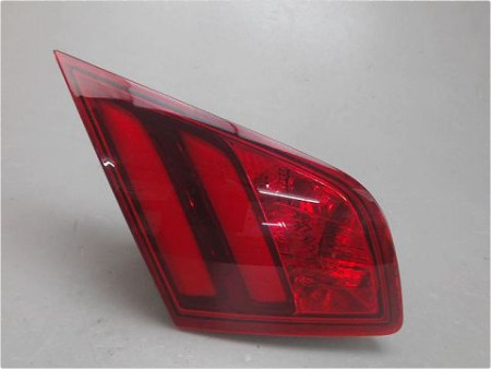 FEU ARRIERE INTERIEUR GAUCHE PEUGEOT 308