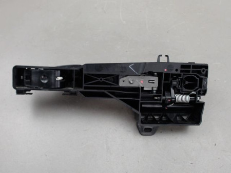 POIGNEE EXTERIEURE PORTE AVANT DROIT RENAULT CAPTUR