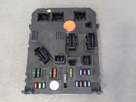 BOITIER GESTION HABITACLE PEUGEOT 206