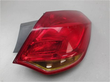 FEU ARRIERE DROIT OPEL ASTRA
