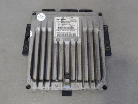 CALCULATEUR MOTEUR RENAULT CLIO