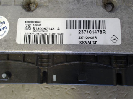 CALCULATEUR MOTEUR RENAULT MEGANE