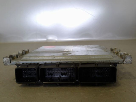 CALCULATEUR MOTEUR RENAULT MEGANE