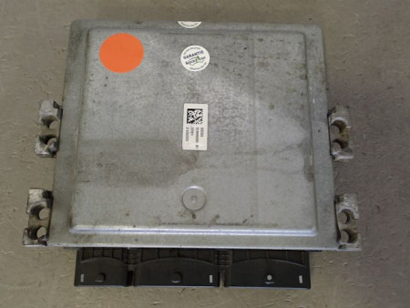 CALCULATEUR MOTEUR RENAULT MEGANE