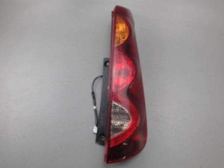FEU ARRIERE DROIT NISSAN NOTE