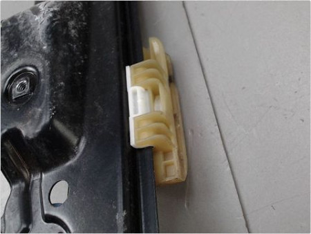 MECANISME LEVE-GLACE AVANT DROIT OPEL ASTRA