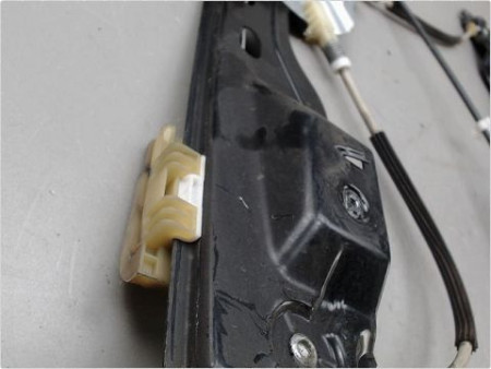 MECANISME LEVE-GLACE AVANT DROIT OPEL ASTRA