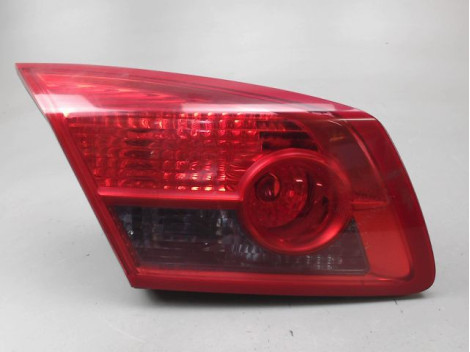 FEU ARRIERE INTERIEUR GAUCHE RENAULT VEL SATIS
