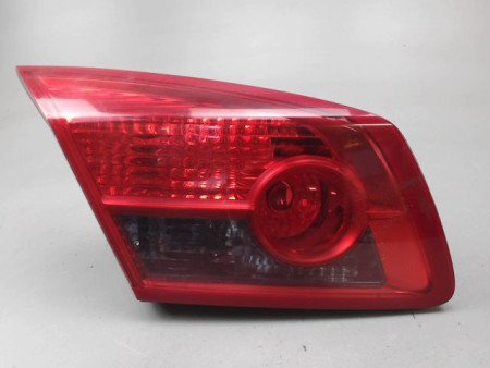 FEU ARRIERE INTERIEUR GAUCHE RENAULT VEL SATIS
