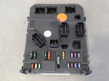 BOITIER GESTION HABITACLE PEUGEOT 206
