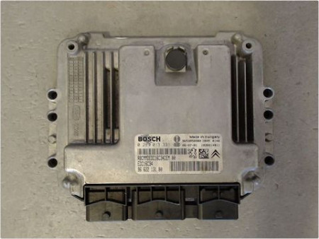 CALCULATEUR MOTEUR PEUGEOT 207