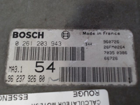 CALCULATEUR MOTEUR PEUGEOT 106
