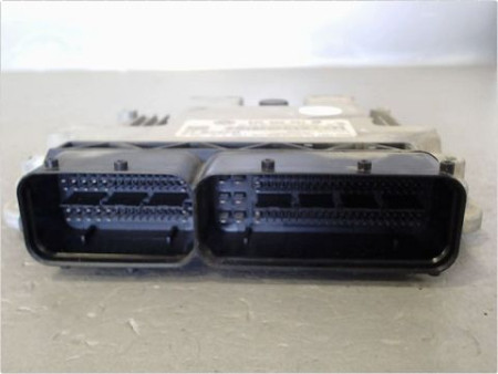CALCULATEUR MOTEUR VOLKSWAGEN TOURAN