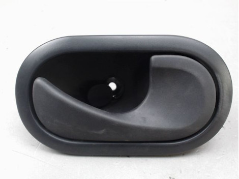 POIGNEE INTERIEURE PORTE AVANT DROIT RENAULT MASTER