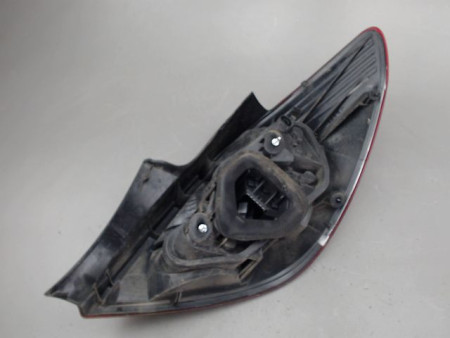 FEU ARRIERE GAUCHE  OPEL CORSA