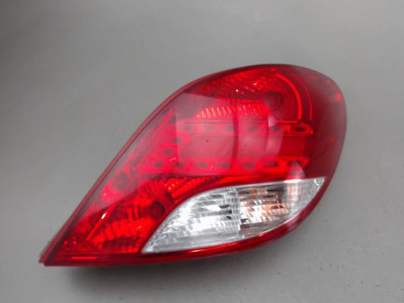 FEU ARRIERE DROIT PEUGEOT 207