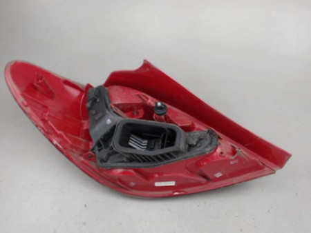 FEU ARRIERE DROIT PEUGEOT 207