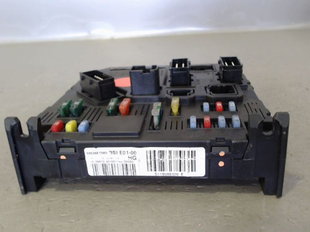 BOITIER GESTION HABITACLE PEUGEOT 206