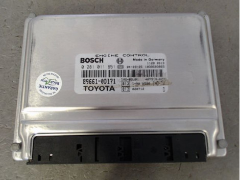 CALCULATEUR MOTEUR TOYOTA YARIS