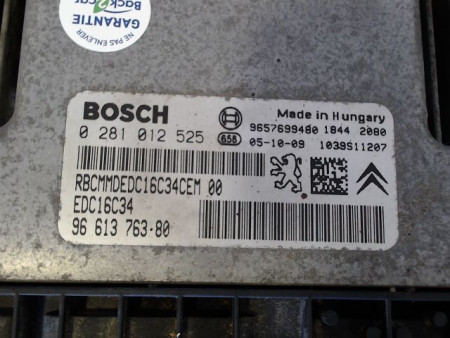 CALCULATEUR MOTEUR PEUGEOT 206