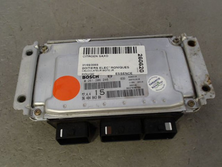 CALCULATEUR MOTEUR CITROEN SAXO