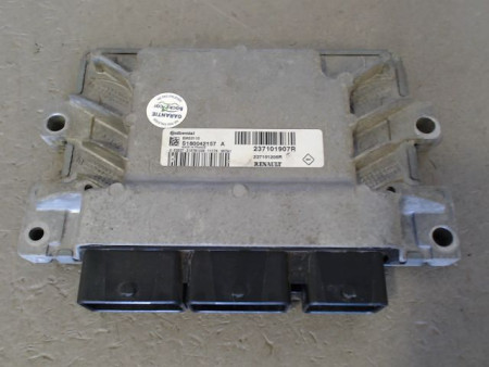 CALCULATEUR MOTEUR RENAULT CLIO