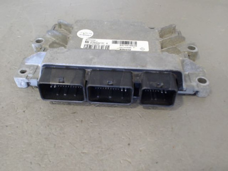 CALCULATEUR MOTEUR RENAULT CLIO