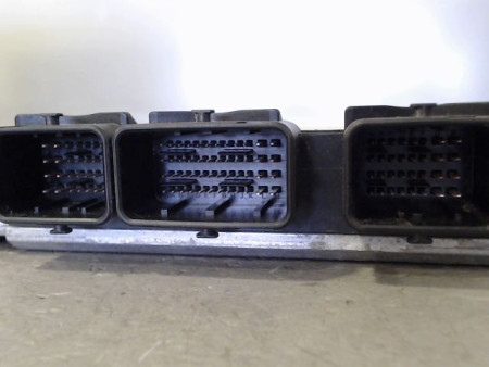 CALCULATEUR MOTEUR PEUGEOT 206