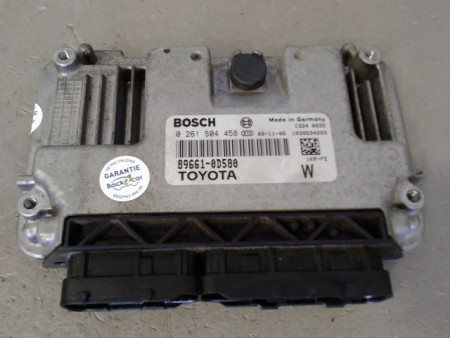 CALCULATEUR MOTEUR TOYOTA YARIS