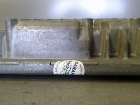 CALCULATEUR MOTEUR RENAULT MEGANE