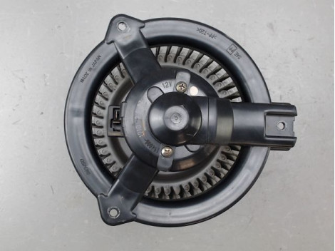 MOTEUR VENTILATEUR CHAUFFAGE TOYOTA YARIS