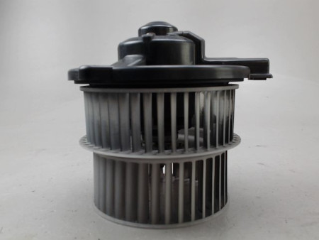 MOTEUR VENTILATEUR CHAUFFAGE TOYOTA YARIS