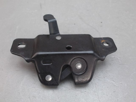 SERRURE HAYON  PEUGEOT 106