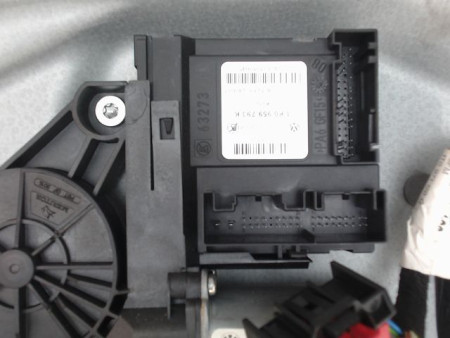 MECANISME LEVE-GLACE AVANT GAUCHE VOLKSWAGEN TOURAN