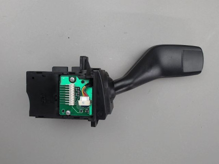 COMMANDE CLIGNOTANT FORD MONDEO