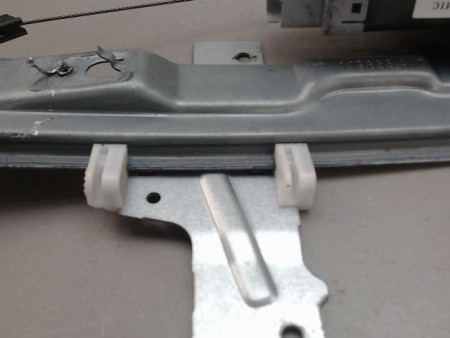 MECANISME LEVE-GLACE AVANT DROIT PEUGEOT 207