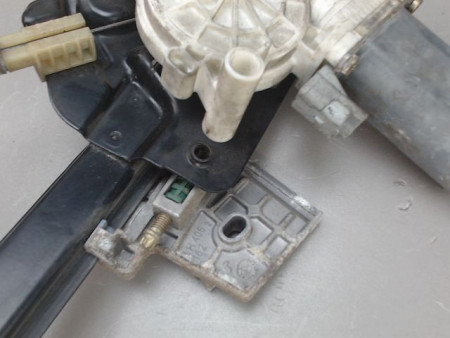 MECANISME LEVE-GLACE AVANT GAUCHE PEUGEOT 206