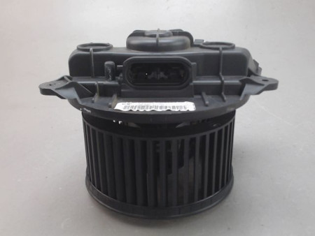 MOTEUR VENTILATEUR CHAUFFAGE OPEL VIVARO