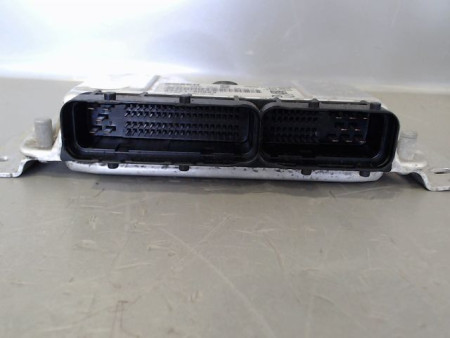 CALCULATEUR MOTEUR PEUGEOT 107